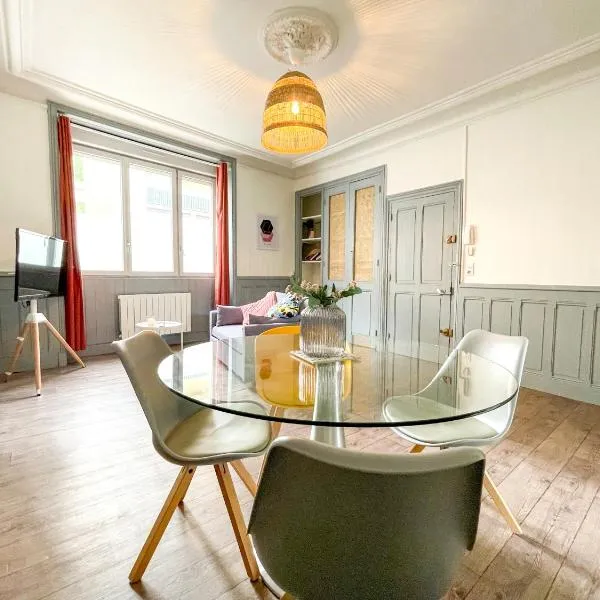 L'Espaly - appartement rénové, 600 m du centre historique, hotel in Espaly-Saint-Marcel