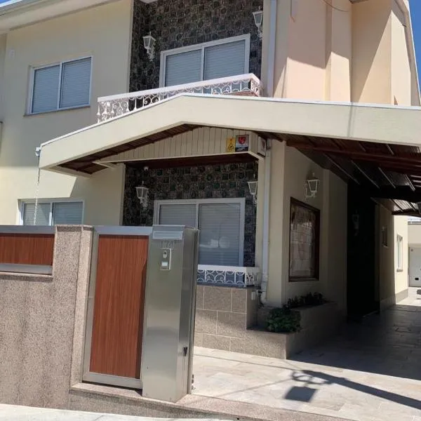 Casa de Férias Alfena, מלון בAlfena