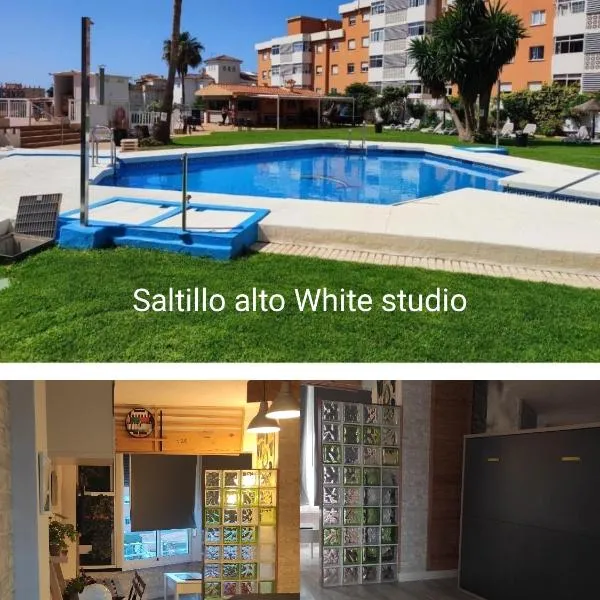 SALTILLO ALTO WHITE STUDIO, hótel í Torremolinos