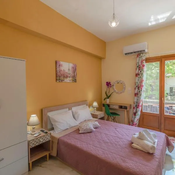 Le petit Paris, hotelli kohteessa Panagia