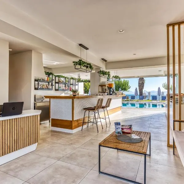 Sirocco Hotel, hotel v destinácii Kavos
