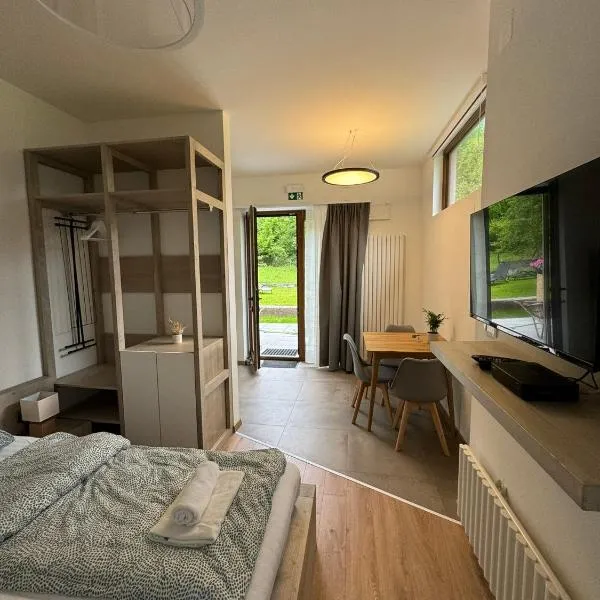 Apartment Nona Polda, hotel v destinaci Kobarid