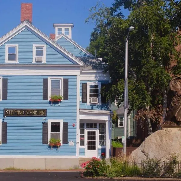 Stepping Stone Inn, hotel em Salem