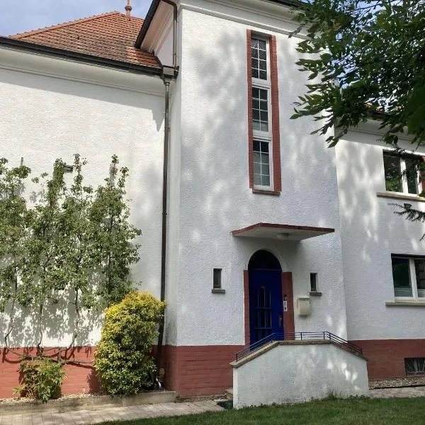 Idyllische Wohnung am Kurpark, Hotel in Bad Schonborn