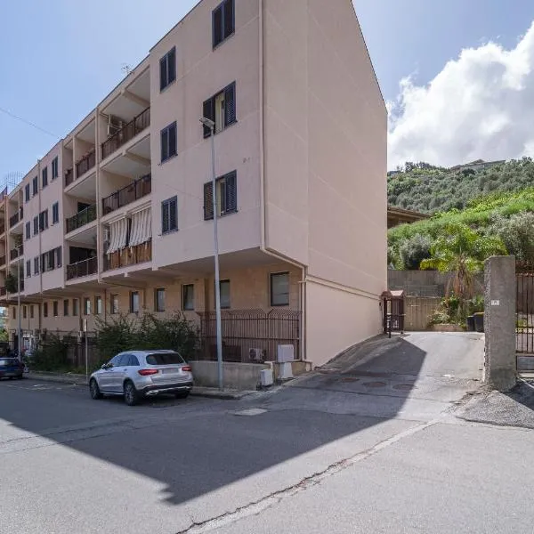 Casa Mata e Grifone - Bivani con posto auto, hotel en Mesina