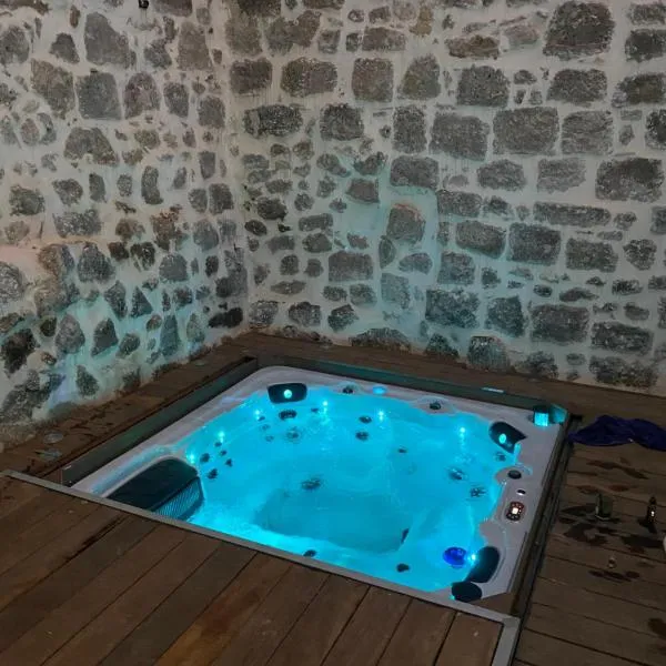 Appartement cosy, hotel v destinaci Vias