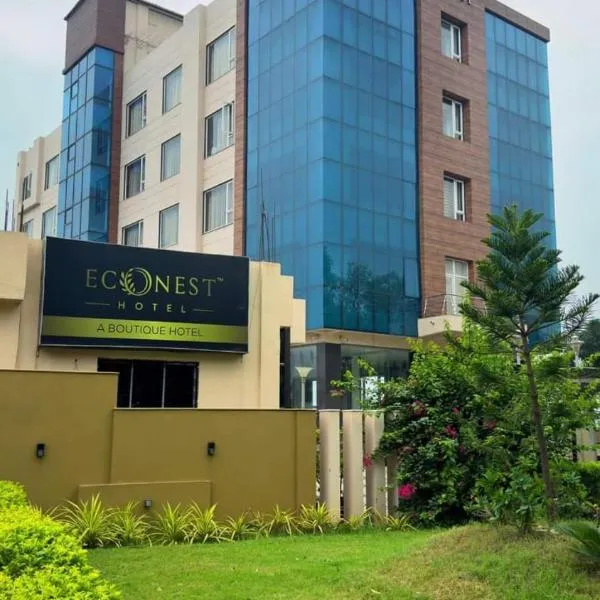 ECONEST HOTEL, hotel v destinaci Tarapith