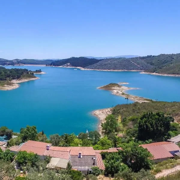 Paradise in Portugal, hotel in Santa Clara-a-Velha