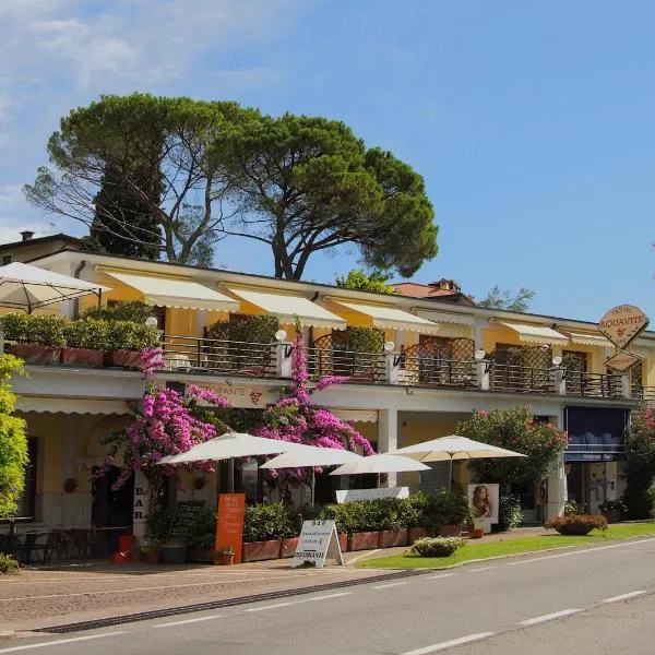 Hotel Aquavite, hotel v destinaci Gardone Riviera