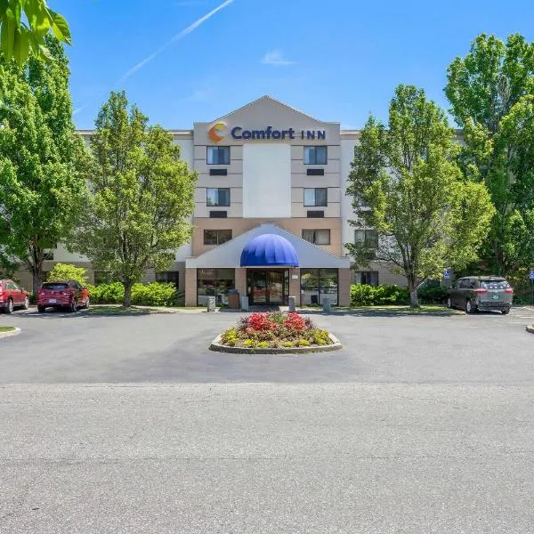 Comfort Inn White River Junction, hotel v destinaci White River Junction