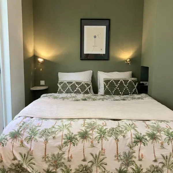 Antonia beach house, hotel in Scheveningen