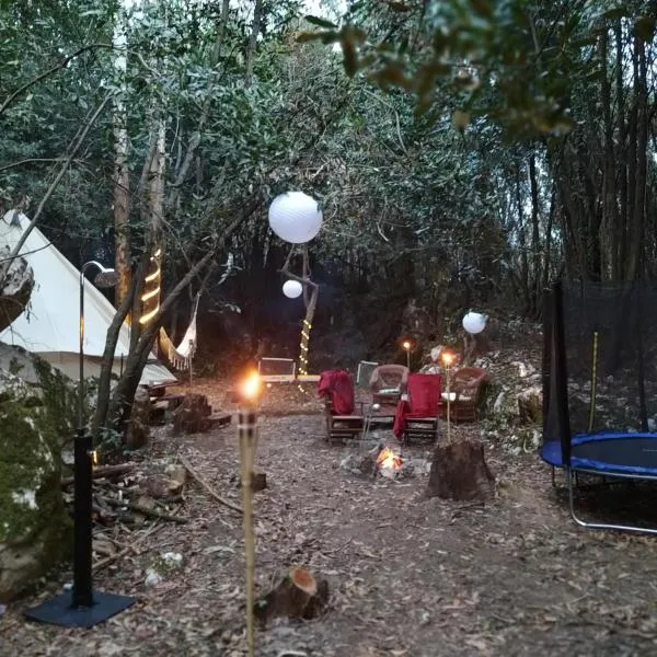 Glamping La Maeta, hotel en Ruiloba