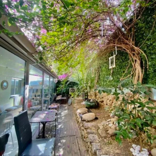 1 min de la plage, 3 chambres, terrasse et jardin, hotel v destinácii Nice