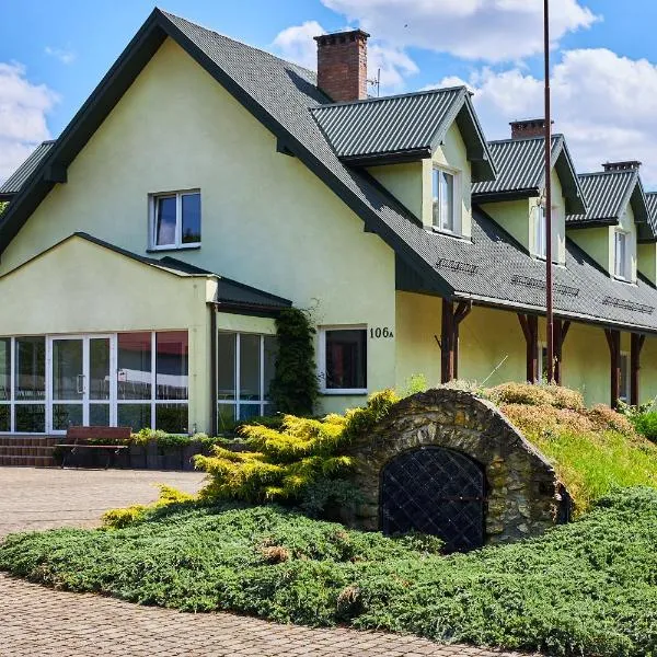 Roztocze-Pensjonat pod Sosnami, hotel v destinaci Górniki