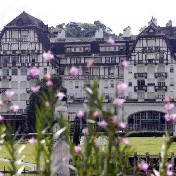 Quarto e sala Palácio Quitandinha Petrópolis