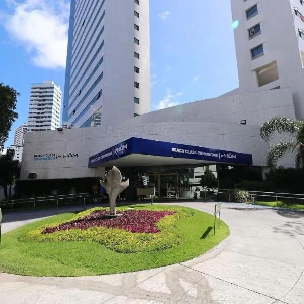 Beach Class Convention - Flats em Boa Viagem por Yolo