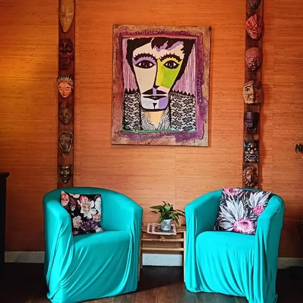 La Maison des Artistes, hotel em Laguépie