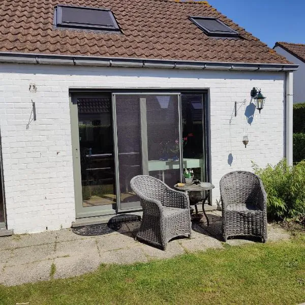 Cosy vakantie huis – hotel w mieście De Haan