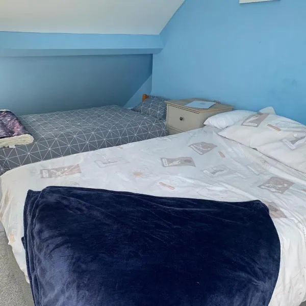 Top of House Double Room with Free Parking in York, hotel v destinaci York