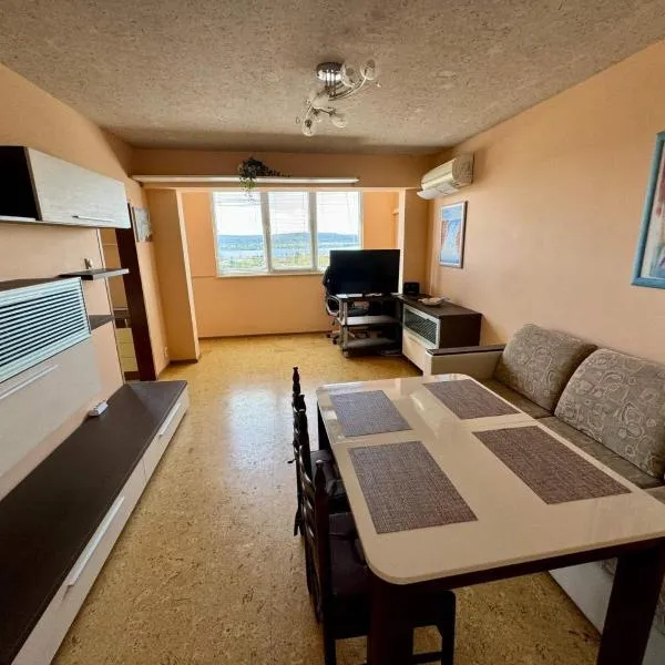 Kati Home Varna, khách sạn ở Varna City