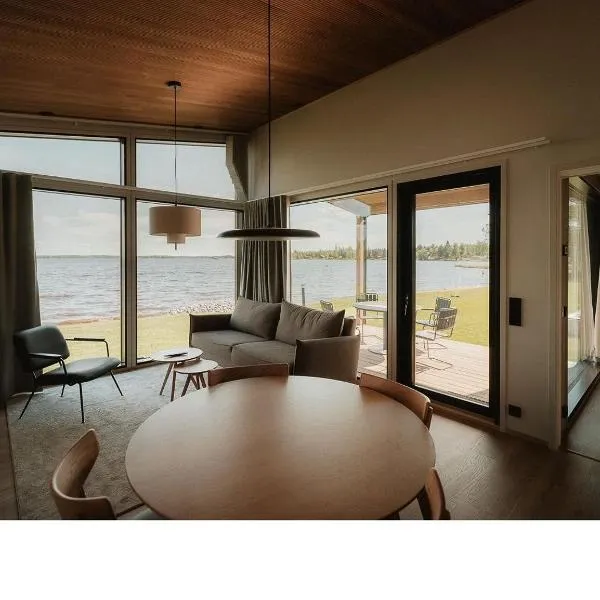 Strandis Smokehouse Camping & Resort, Villas, hotel em Luoto