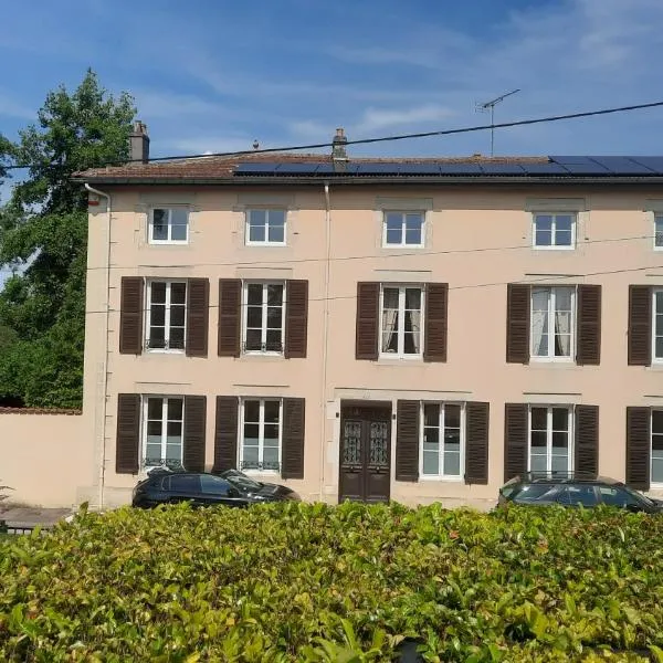 MAISON MAERTENS Chambres et tables d'hôtes, hotel in Wassy