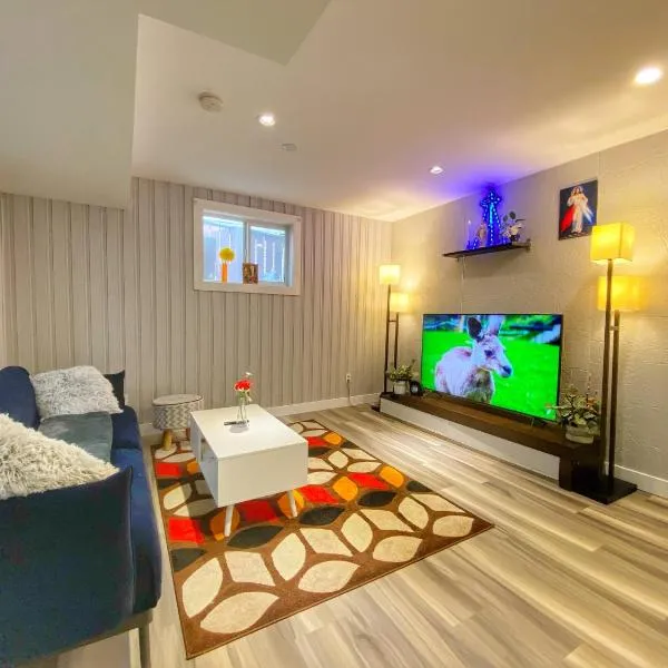 캘거리에 위치한 호텔 Cozy 2bdrm near downtown with private yard