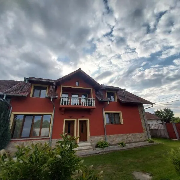 Serena House, viešbutis mieste Cîrţişoara