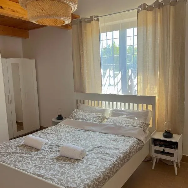 EQUIFLY naturalhouse alloggio turistico, hotel v destinaci Manziana