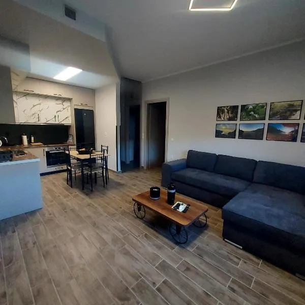 Arianas apartment、キミのホテル
