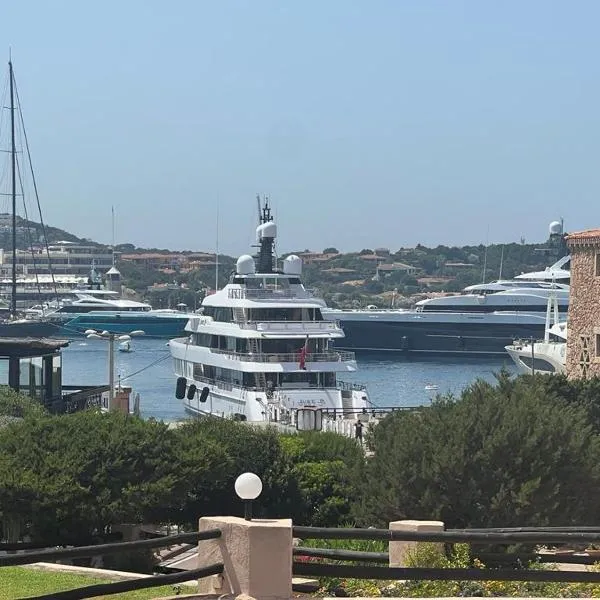 Appartamento residence sul porto, hotel Porto Cervóban