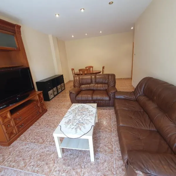 Apartamento para 8 personas en Alcalá de Xivert, hotel din Alcalá de Chivert