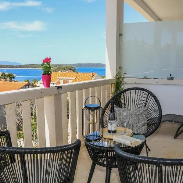 Juric 32 - Boutique Apartments, Hotel in Hvar