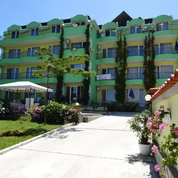 Guesthouse Kamelia, hótel í Ahtopol