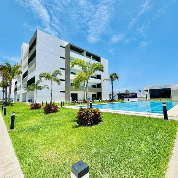 moderno con alberca cerca de la playa by G P S rentas, hotel u gradu 'Mazatlán'