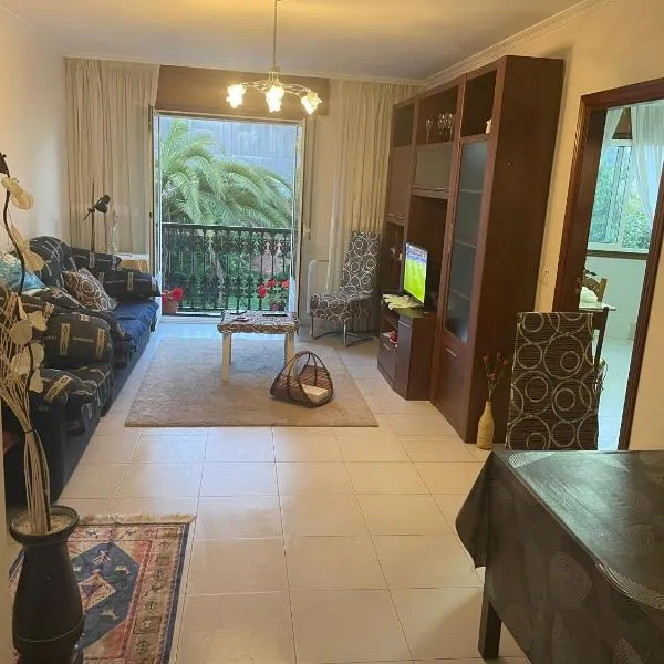 Apartamento Xaquina, hotel in Melide