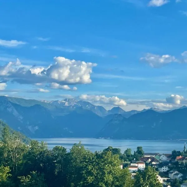 Wohnung mit wunderschönem Seeblick, hotel v destinaci Gmunden