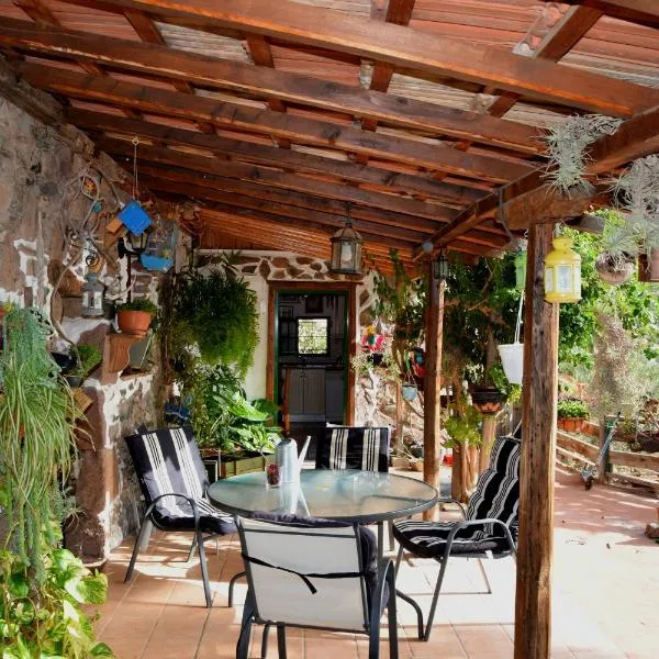 La Casa de los Pinos Temisas, hotel en Temisas