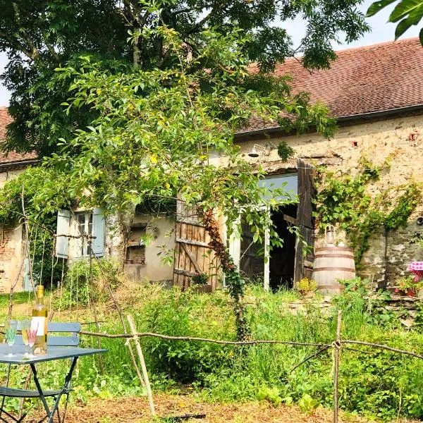 Gîte au Bray, hotel v destinácii Bellenaves