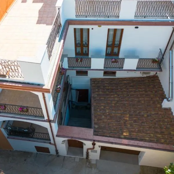 B&B Ruinas, hotel in Arzana