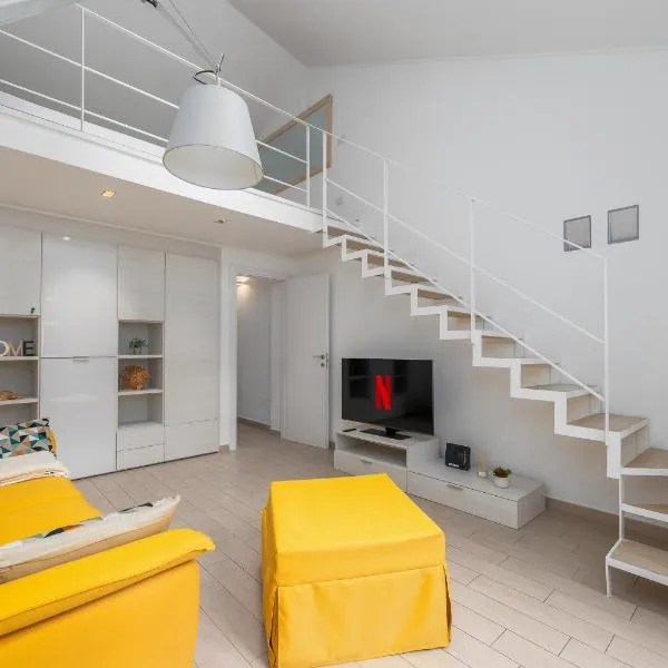 Suite Tra il Porto e il Centro, 150m dal Mare,Wifi, hotel v destinaci Savona