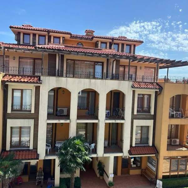 студио Марина Вил, hotel a Sveti Vlas