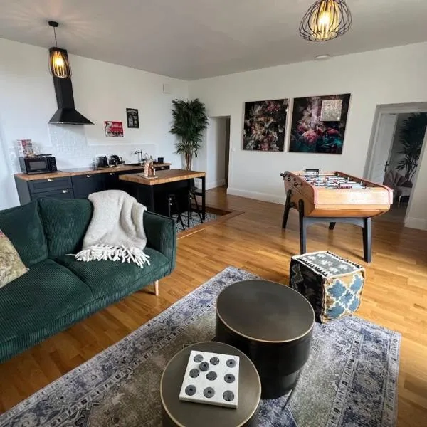 Appartement Le Murmure du Millet, hotel v destinaci Mortagne-au-Perche