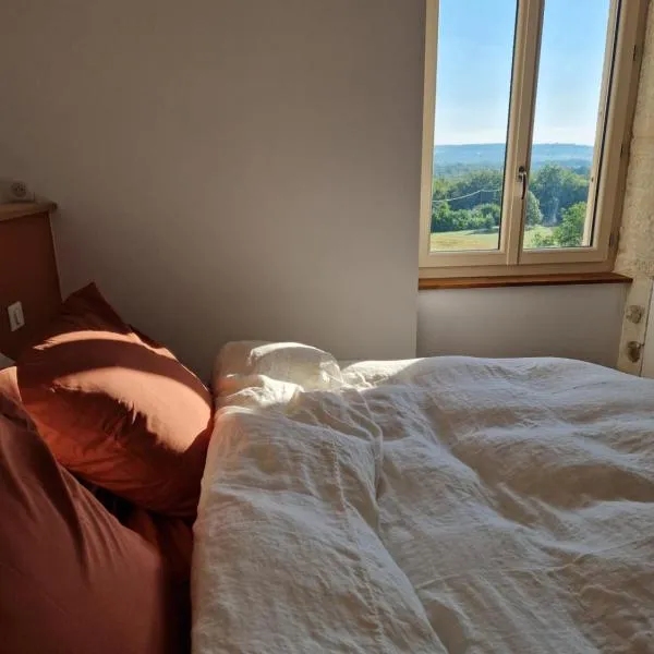 Maison Aurinko – hotel w mieście Thenon