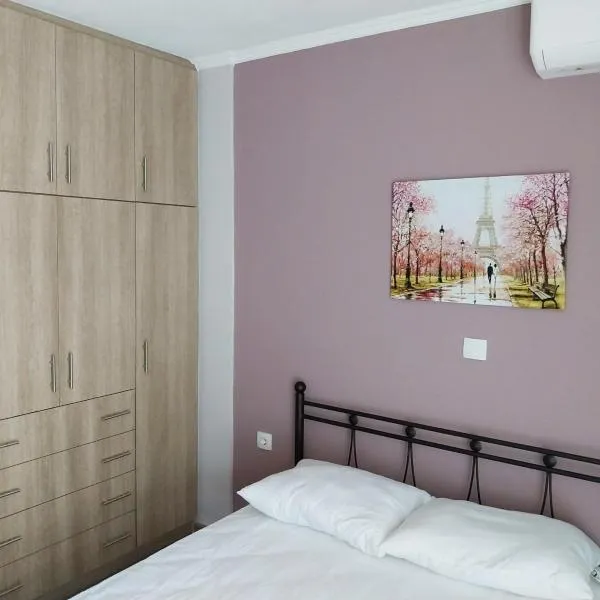 메솔롱기온에 위치한 호텔 Chris&Chris Luxury apartment