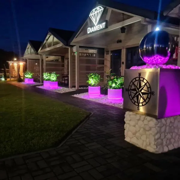 Domki DIAMENT, Comfortable Cottages near the Sea & Lake in Dziwnówek, hotel v destinaci Dziwnówek