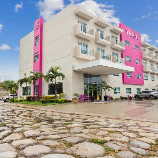 Hotel Yeah Rincón de Guayabitos, hotel en Rincón de Guayabitos