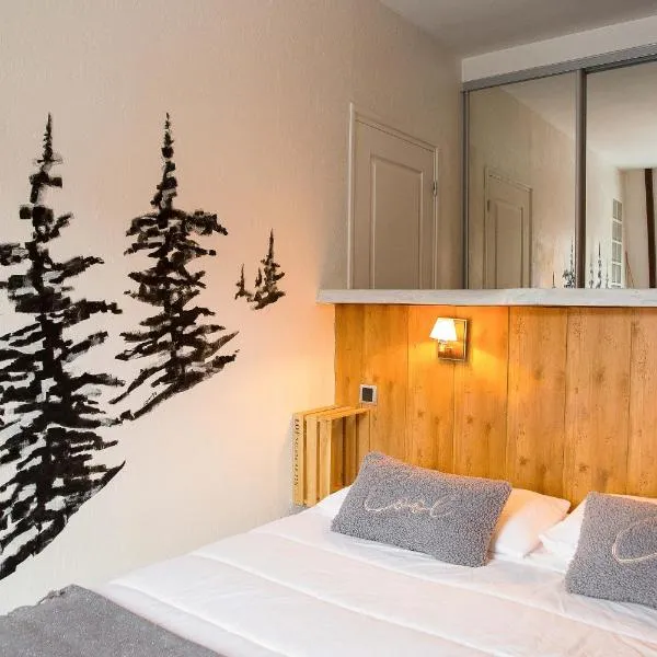 Cosy T2 au Mont Dore Sauna privé et vue montagne proche thermes, hotel in Le Mont-Dore