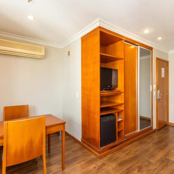 Barra Premium - flat com serviços, recepção 24 horas, piscina, academia e balsa para praia! - Foto 4