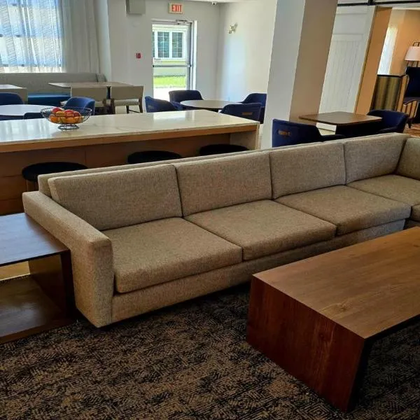 Staybridge Suites - Calgary Airport by IHG, hotel v destinácii Calgary